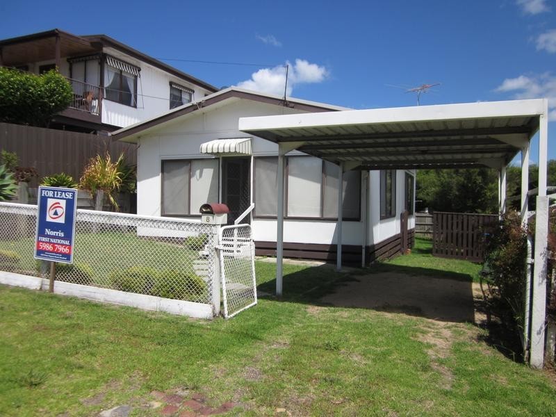 8 Fifth Avenue, Rosebud VIC 3939