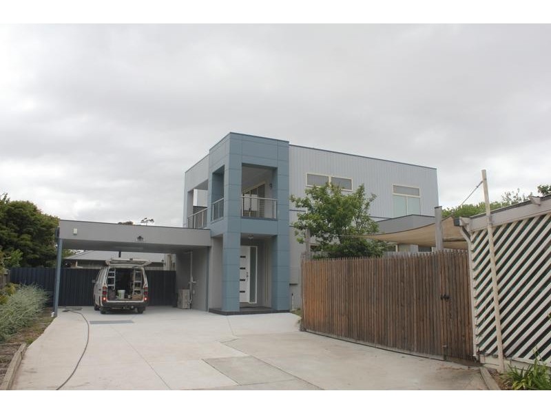 2/5 Rosebrook Street, Rosebud VIC 3939