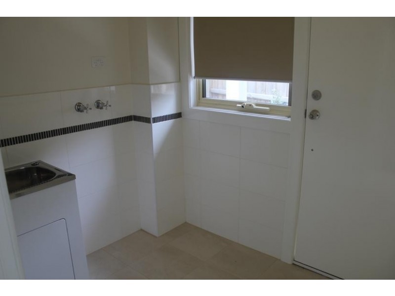 2/5 Rosebrook Street, Rosebud VIC 3939