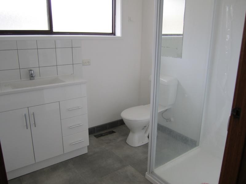 56 Broadway, Rosebud West VIC 3940