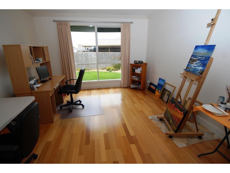 58 Woonton Crescent, Rosebud VIC 3939