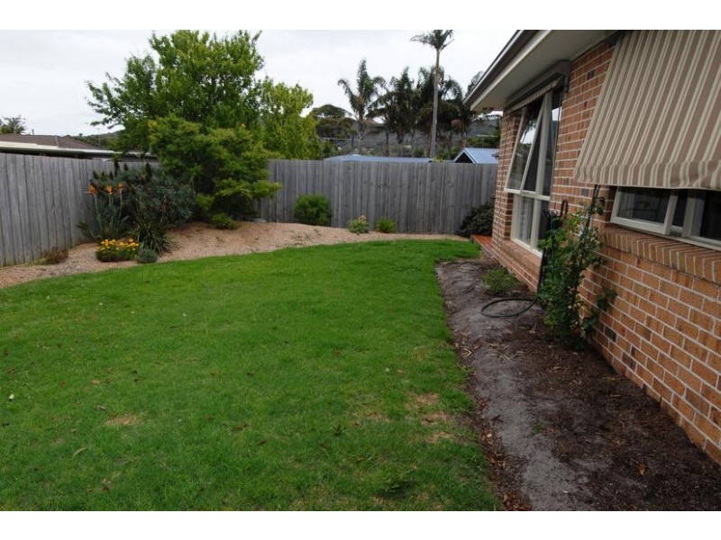 58 Woonton Crescent, Rosebud VIC 3939