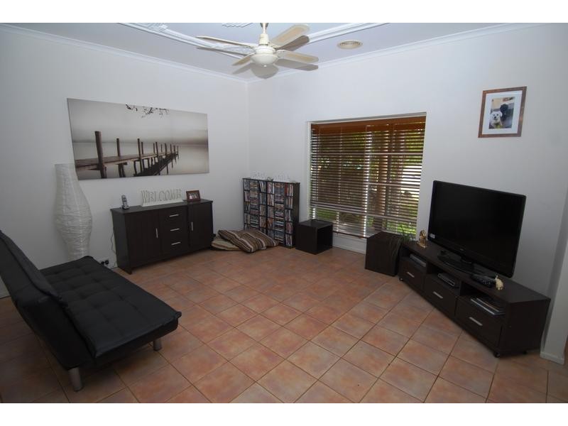 10 Laurens Street, Rosebud VIC 3939