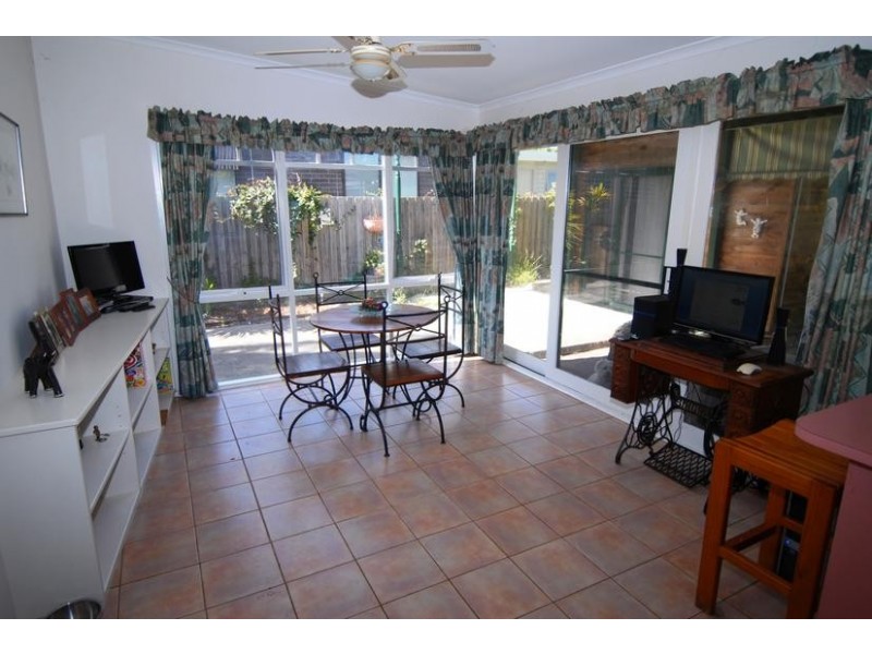 10 Laurens Street, Rosebud VIC 3939