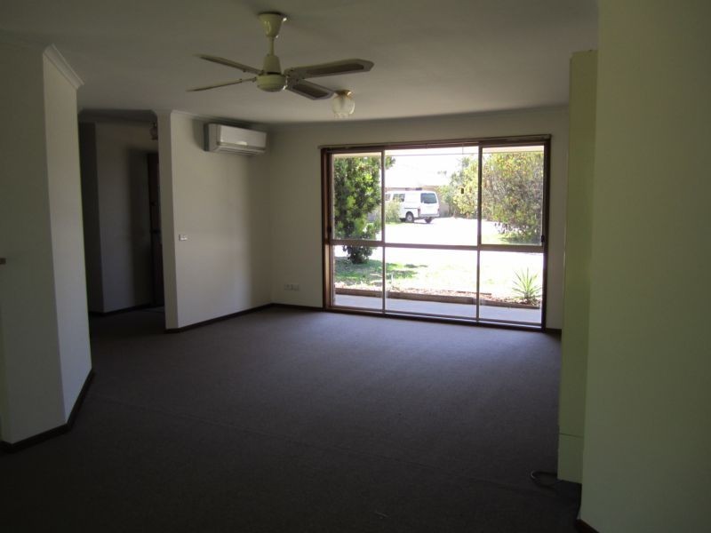 1/21A Howqua Drive, Rosebud West VIC 3940