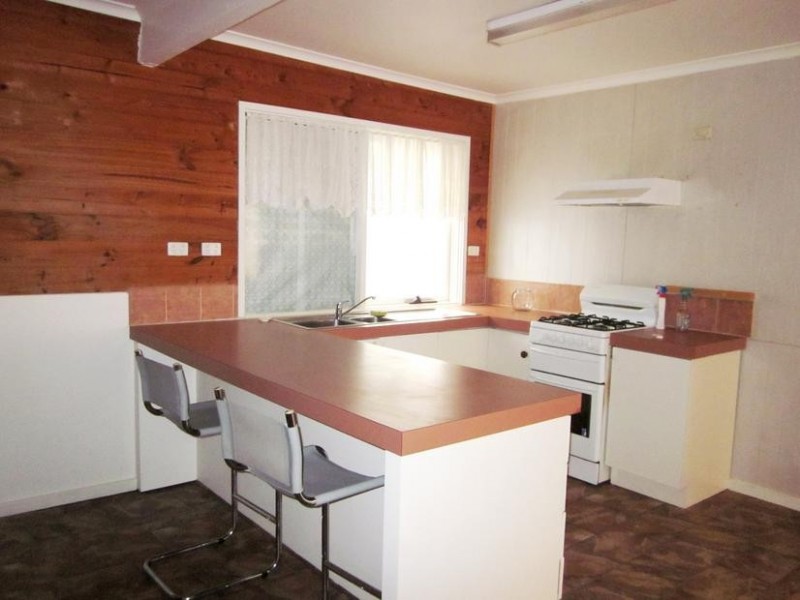 45 Ocean Street, Rosebud VIC 3939