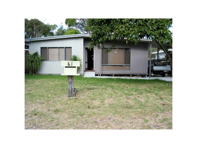 61 Cootamundra Avenue, Rosebud West VIC 3940