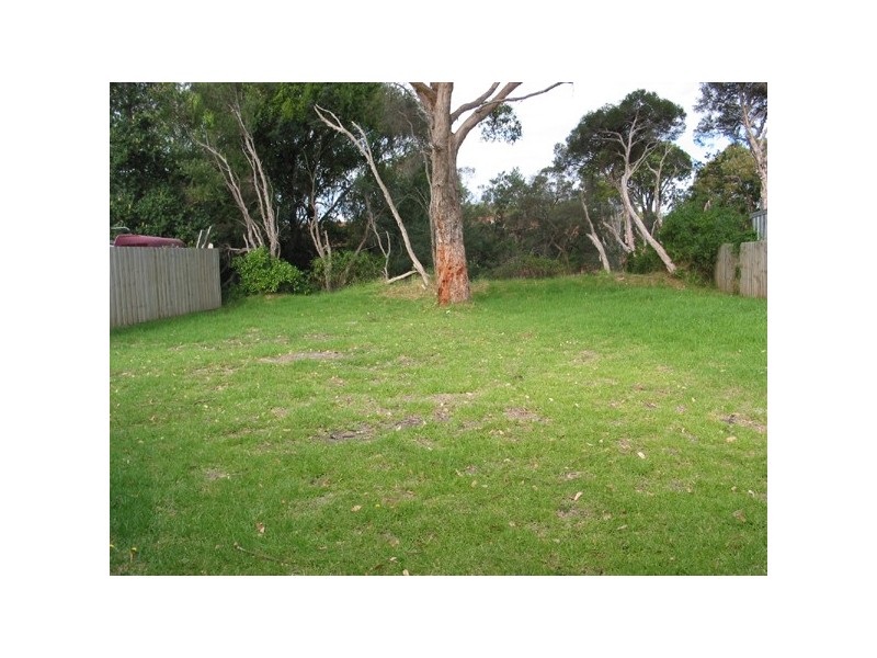61 Cootamundra Avenue, Rosebud West VIC 3940