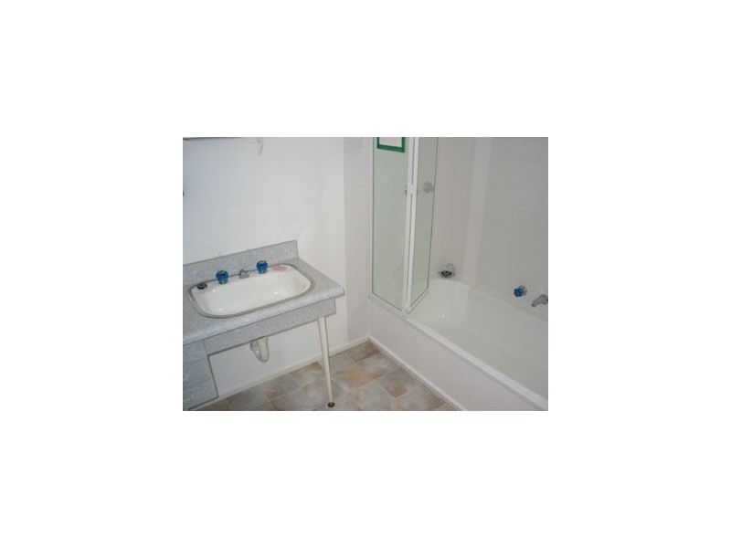 22 Third Avenue, Rosebud VIC 3939