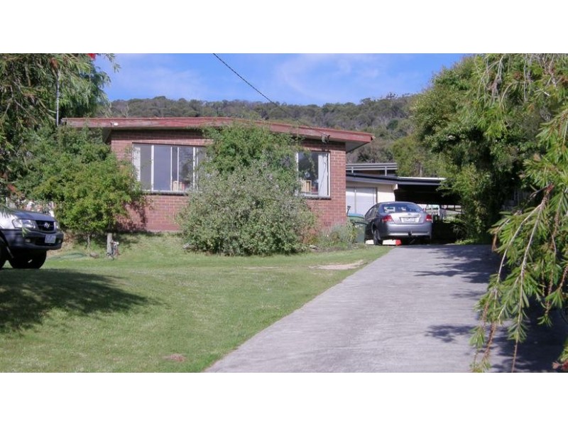 31 St Andrew Avenue, Rosebud VIC 3939