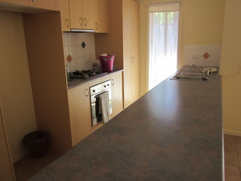 1/3 Windella Avenue, Rosebud VIC 3939