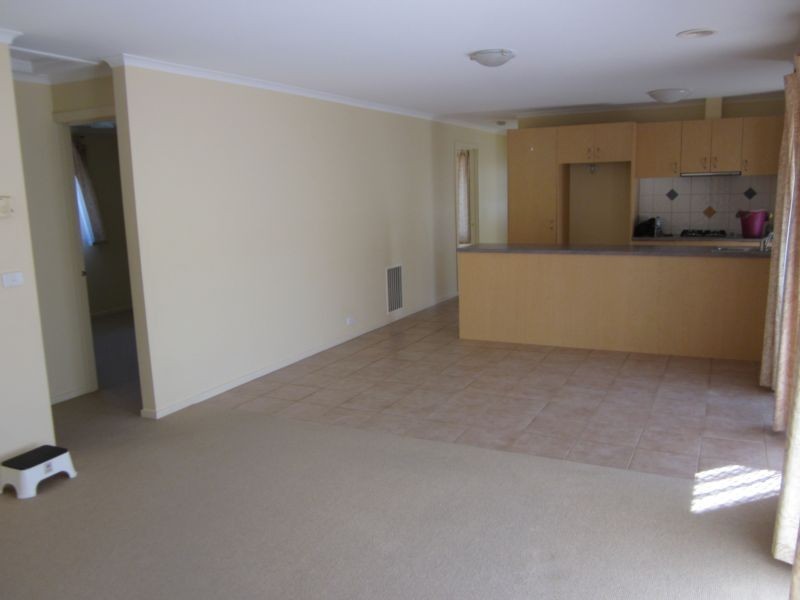 1/3 Windella Avenue, Rosebud VIC 3939