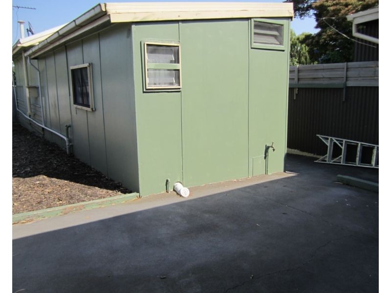 74A Foam Street, Rosebud VIC 3939