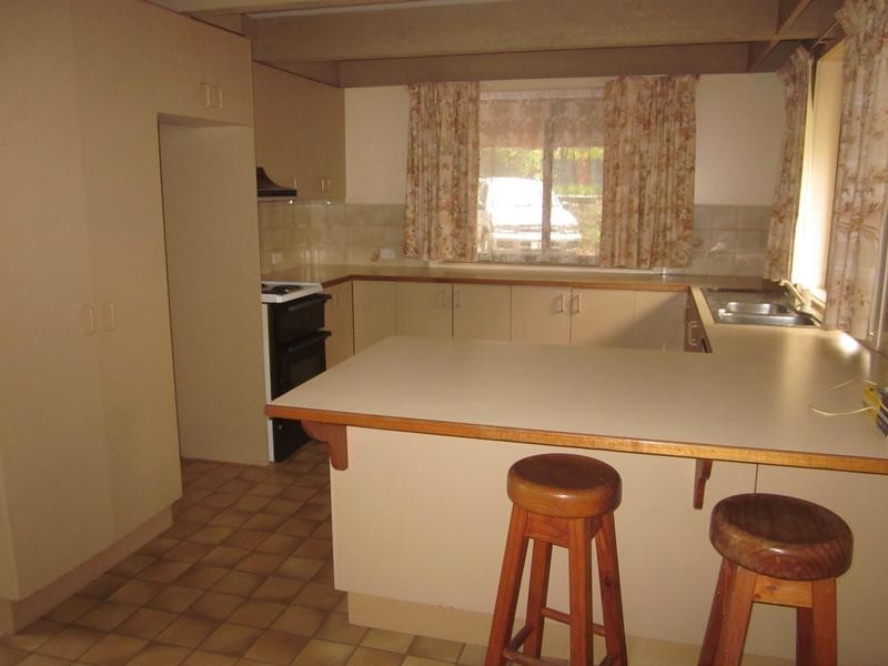 6 Leisure Way, Rosebud VIC 3939