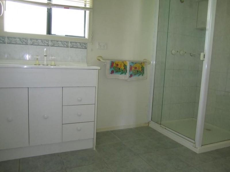 38 Hilary Avenue, Mccrae VIC 3938