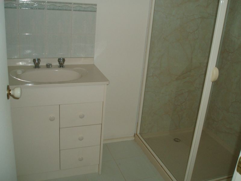 2B Madura Street, Rosebud VIC 3939