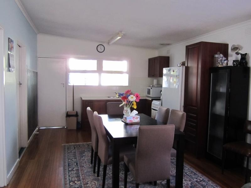 69 Fourth Avenue, Rosebud VIC 3939