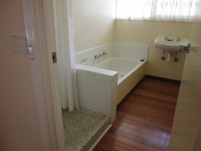 28-30 Somers Avenue, Mccrae VIC 3938