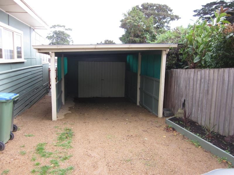 74 Foam Street, Rosebud VIC 3939