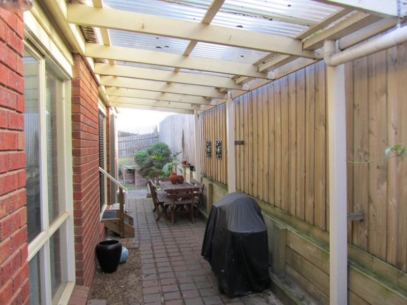 118 Fourth Avenue, Rosebud VIC 3939