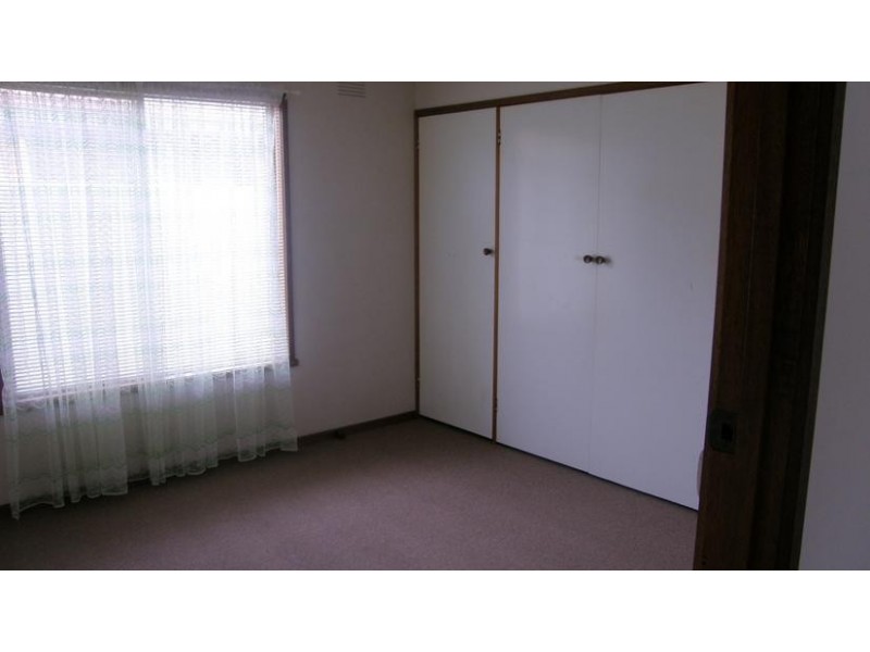 168 Eighth Avenue, Rosebud VIC 3939