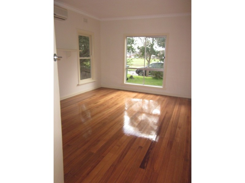 14 Murrowong Avenue, Rosebud VIC 3939