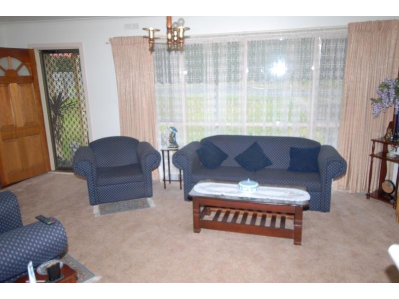 27 Kennington Road, Rosebud VIC 3939