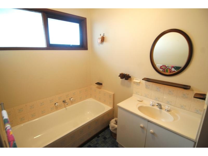 29 Adams Avenue, Rosebud VIC 3939