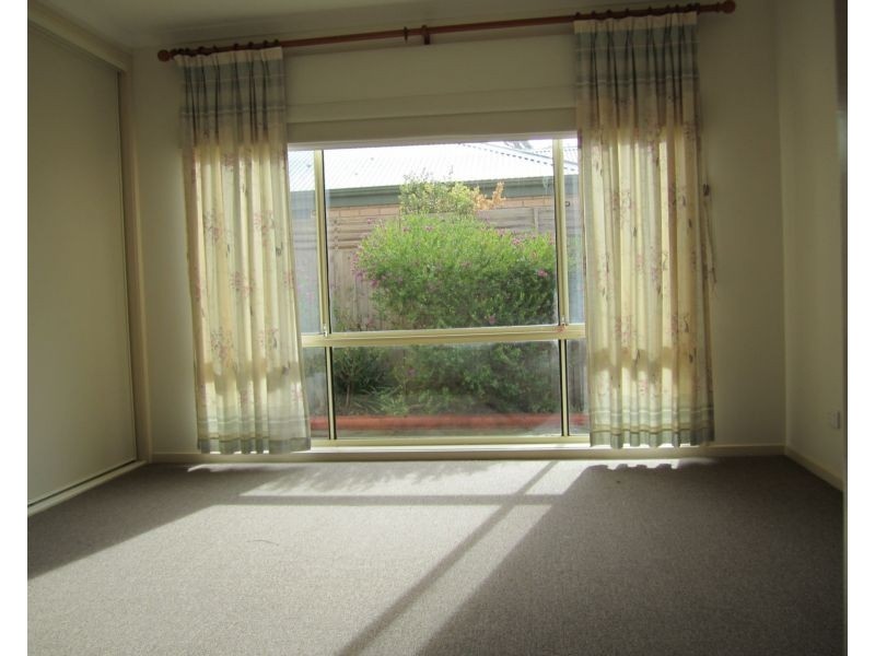 1A Lyon Street, Rosebud VIC 3939