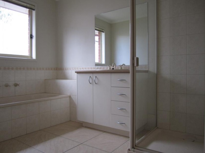 10 Lovely Meadows Court, Rosebud VIC 3939