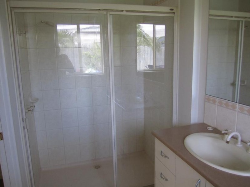 10 Lovely Meadows Court, Rosebud VIC 3939