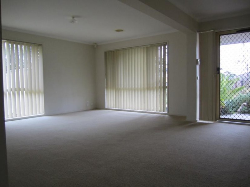 10 Lovely Meadows Court, Rosebud VIC 3939