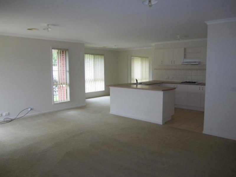 10 Lovely Meadows Court, Rosebud VIC 3939