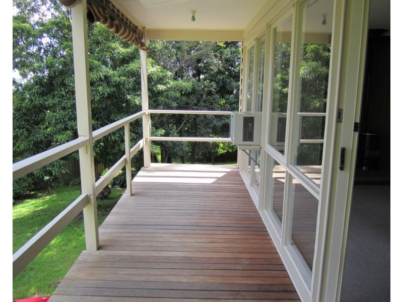 16 Dorothy Court, Mccrae VIC 3938