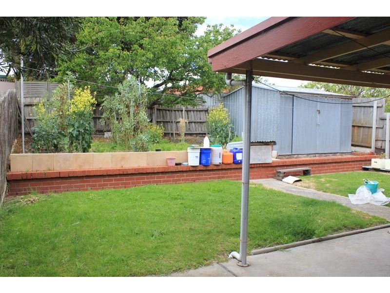 111 First Avenue, Rosebud VIC 3939