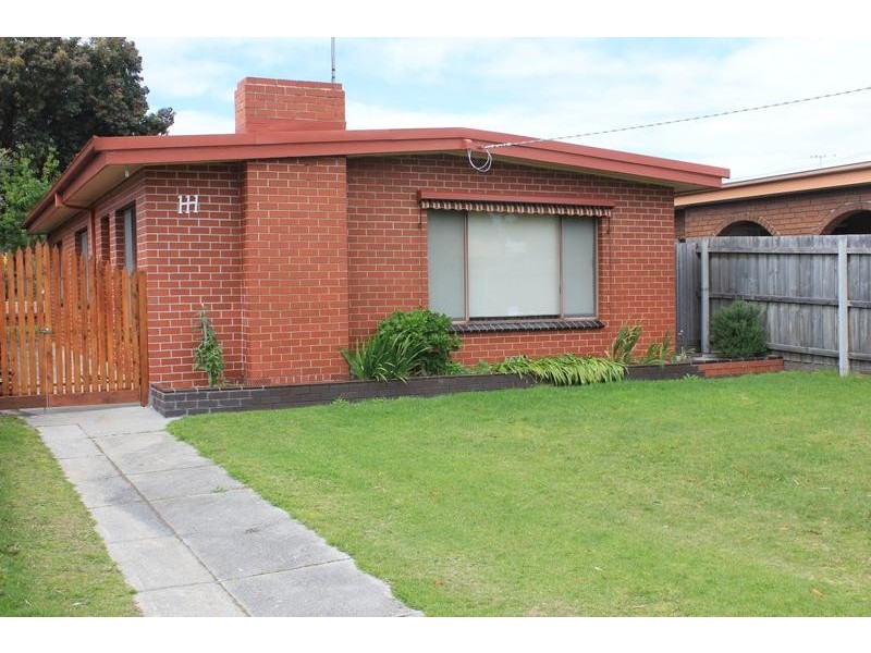 111 First Avenue, Rosebud VIC 3939