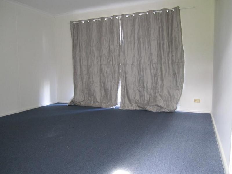 7 Capel Avenue, Rosebud West VIC 3940