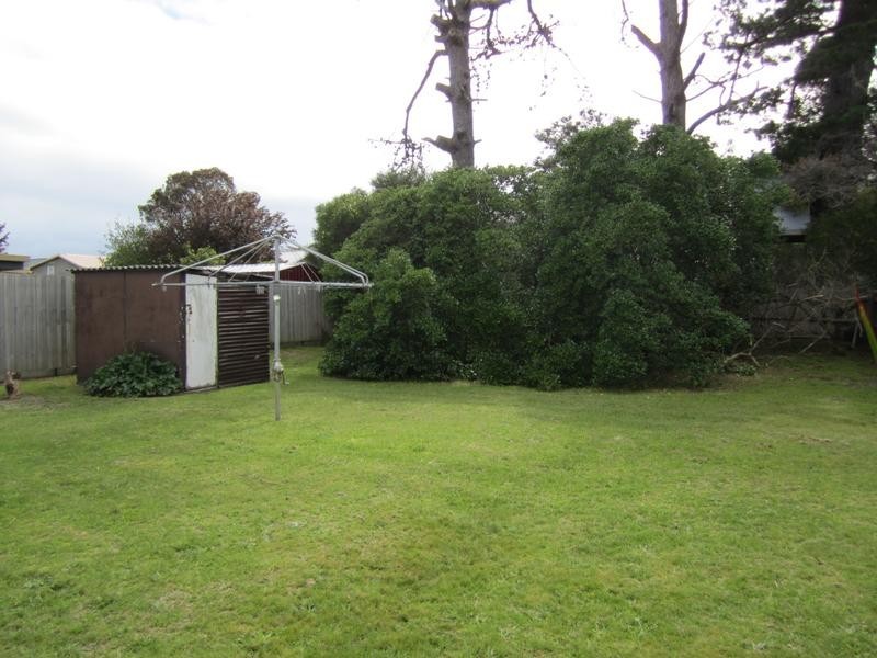 7 Capel Avenue, Rosebud West VIC 3940