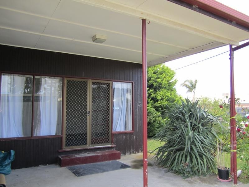 7 Capel Avenue, Rosebud West VIC 3940