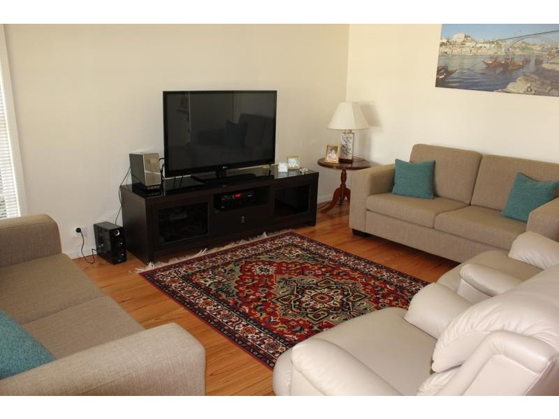 33 Foam Street, Rosebud VIC 3939