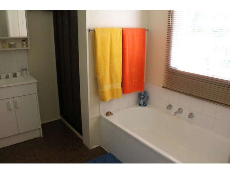 33 Foam Street, Rosebud VIC 3939