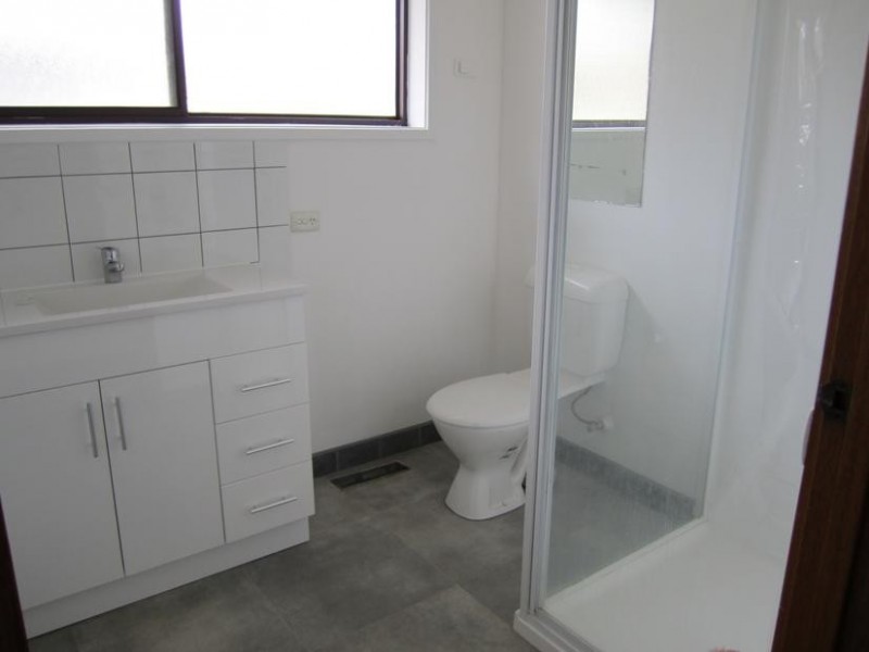 56 Broadway, Rosebud West VIC 3940