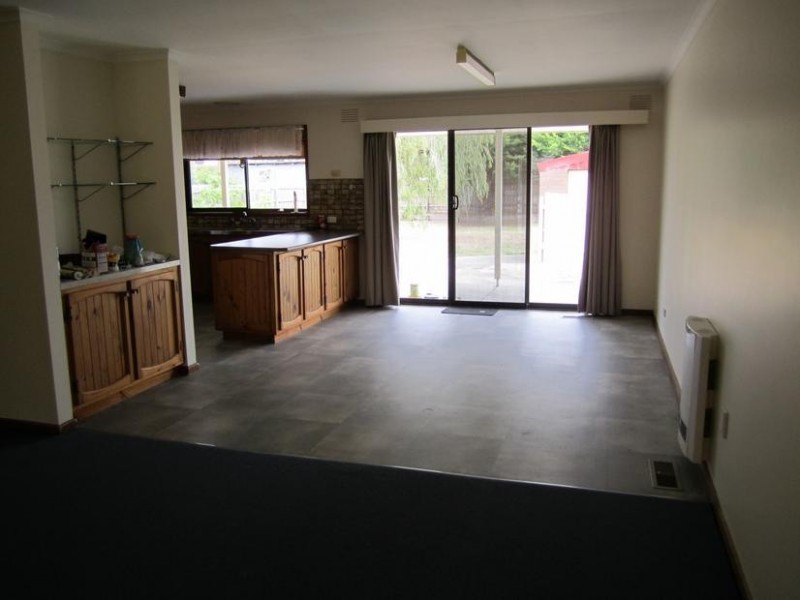 56 Broadway, Rosebud West VIC 3940