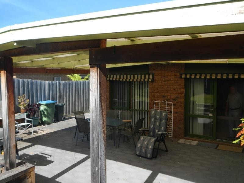 179 Seventh Avenue, Rosebud VIC 3939