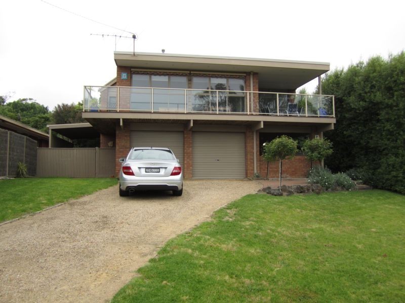 9 Chunar Grove, Mccrae VIC 3938