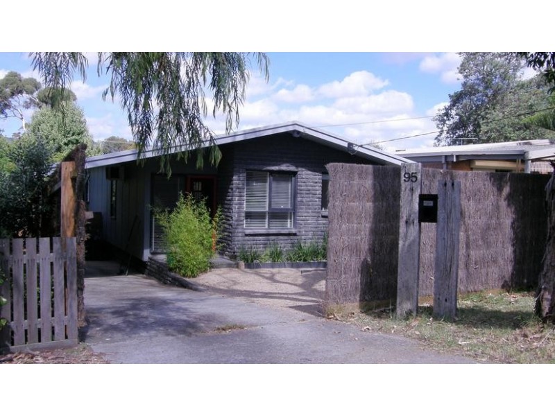 95 Fifth Avenue, Rosebud VIC 3939