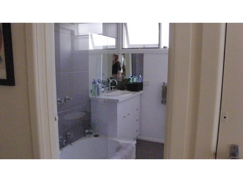 95 Fifth Avenue, Rosebud VIC 3939