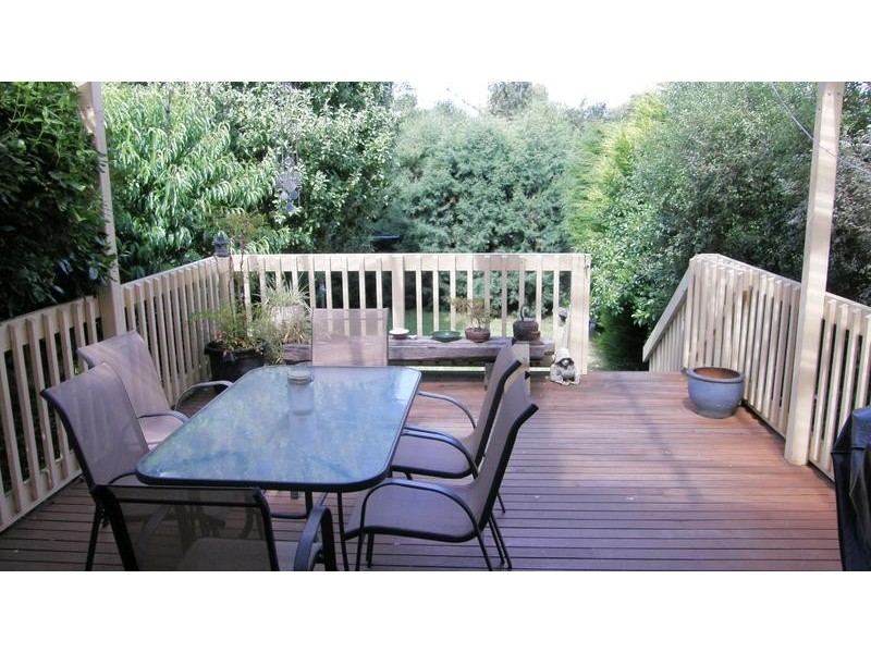 95 Fifth Avenue, Rosebud VIC 3939