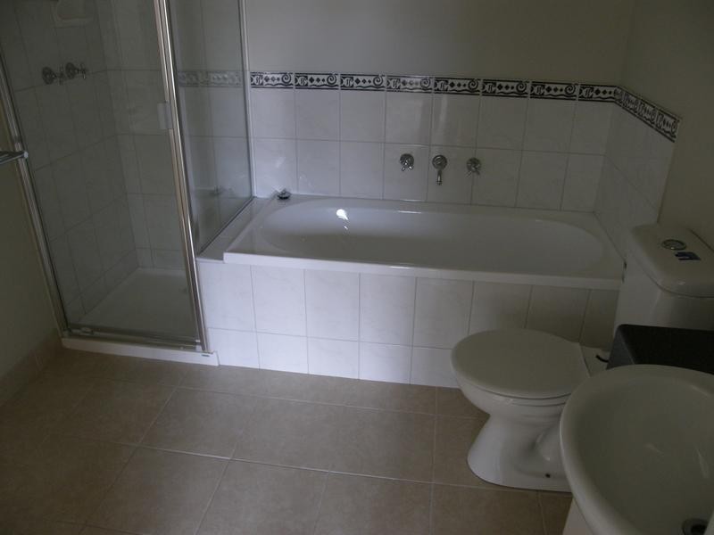 2/50 Austin Avenue, Mccrae VIC 3938