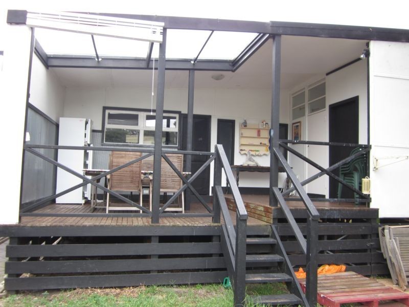 69 Fourth Avenue, Rosebud VIC 3939
